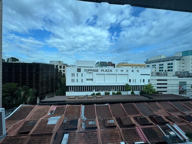 Centrepoint Apartment For Sale, $1,850,000, 1 Bed 1 Bath 732 sqft $2,527.00 psf