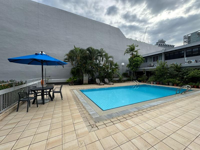 Centrepoint Apartment For Sale, $1,850,000, 1 Bed 1 Bath 732 sqft $2,527.00 psf