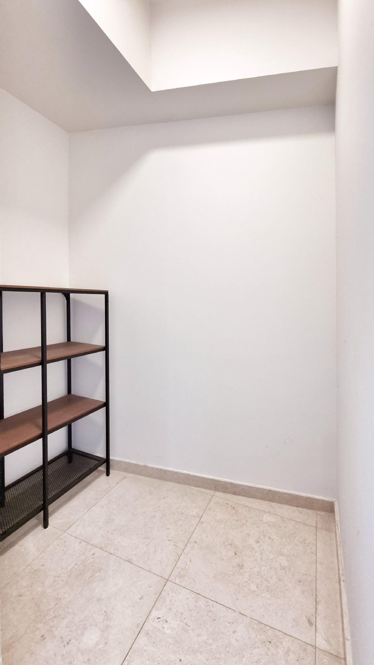 DUO Residences Condominium For Sale, $1,650,000, 1 Bed 1 Bath 689 sqft $2,395.00 psf