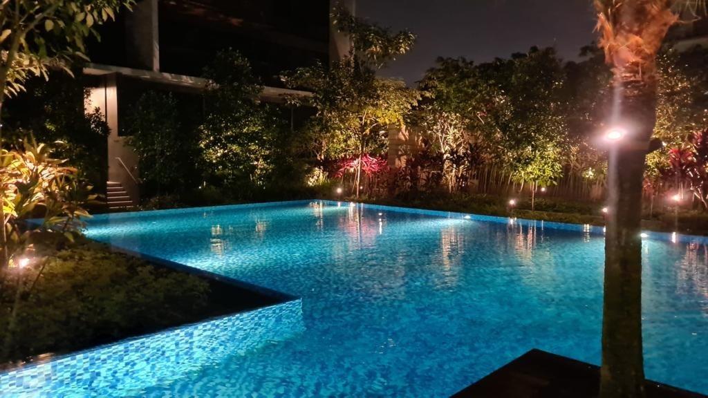 Kandis Residence Condominium For Sale, $1,450,000, 3 Bed 2 Bath 937 sqft $1,547.00 psf