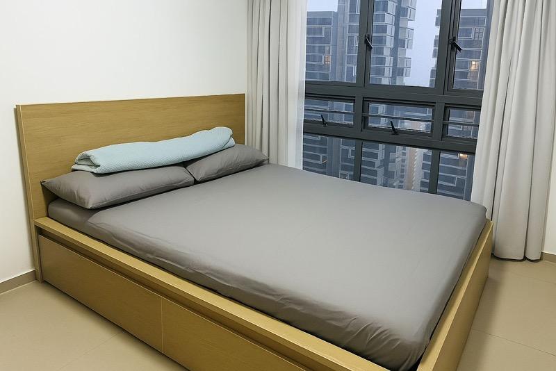 94 Dawson Road HDB Apartment For Sale, $1,300,000, 3 Bed 2 Bath 893 sqft $1,456.00 psf