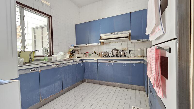 Pasir Ris Beach Park