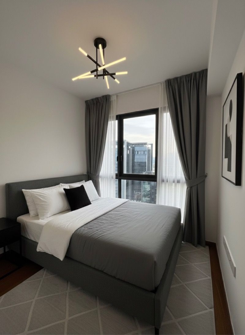 Uptown @ Farrer Condominium For Sale, $1,200,000, 2 Bed 2 Bath 538 sqft $2,230.00 psf