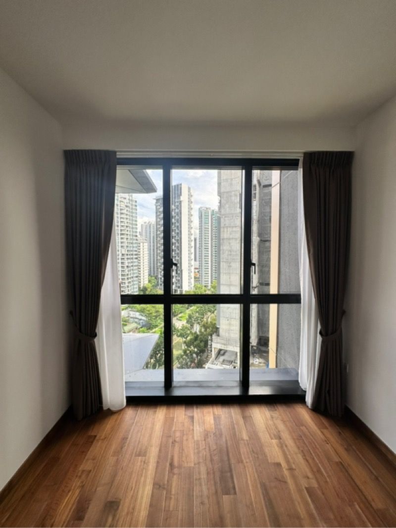 Kopar At Newton Condominium For Sale, $2,000,000, 2 Bed 1 Bath 614 sqft $3,257.00 psf