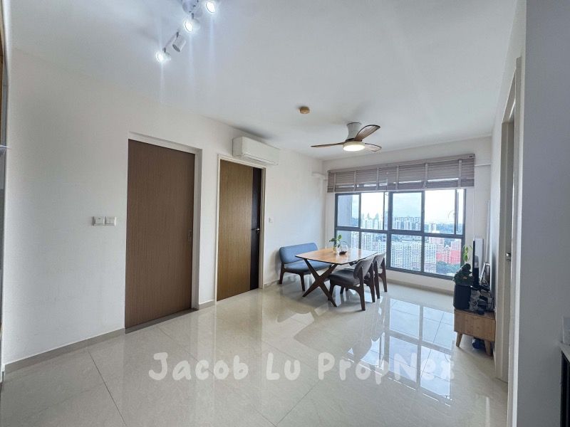 53 Strathmore Avenue HDB Apartment For Sale, $988,000, 2 Bed 2 Bath 667 sqft $1,481.00 psf