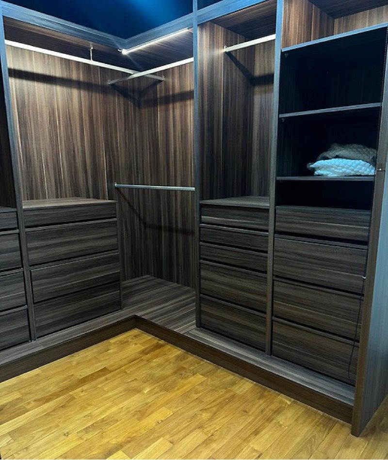 93 Dawson Road HDB Apartment For Sale, $1,300,000, 3 Bed 2 Bath 1,022 sqft $1,272.00 psf