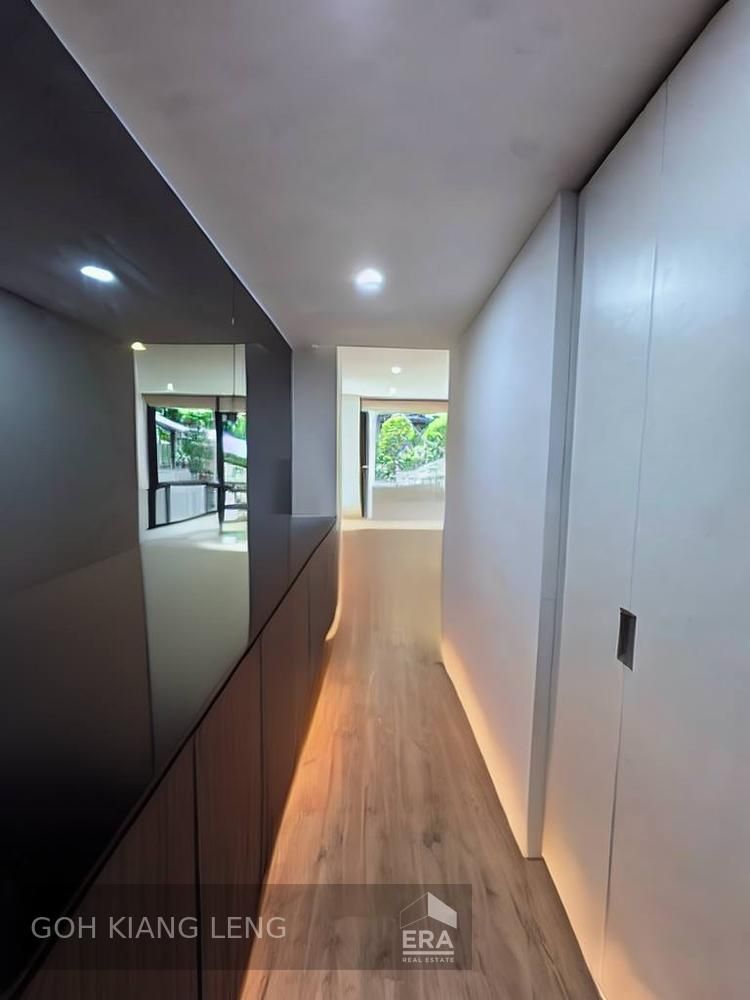 Urban Chic 1-bedroom at Nomu, Steps From the Heart of the City