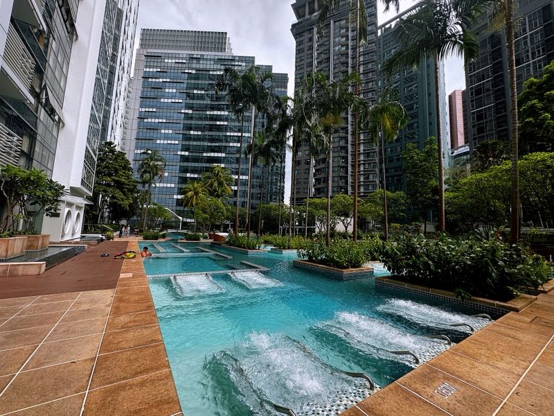 Icon Apartment For Sale, $1,199,990, 1 Bed 1 Bath 689 sqft $1,742.00 psf