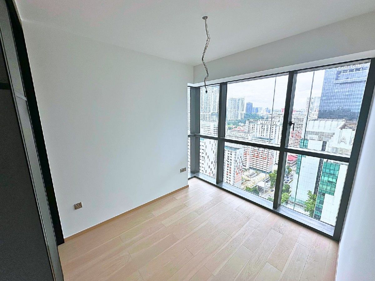 One Bernam Condominium For Sale, $2,200,000, 2 Bed 1 Bath 700 sqft $3,143.00 psf