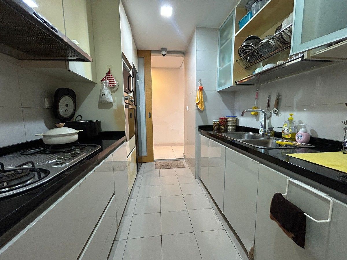 Casa Merah Condominium For Sale, $1,899,000, 3 Bed 2 Bath 1,227 sqft $1,548.00 psf