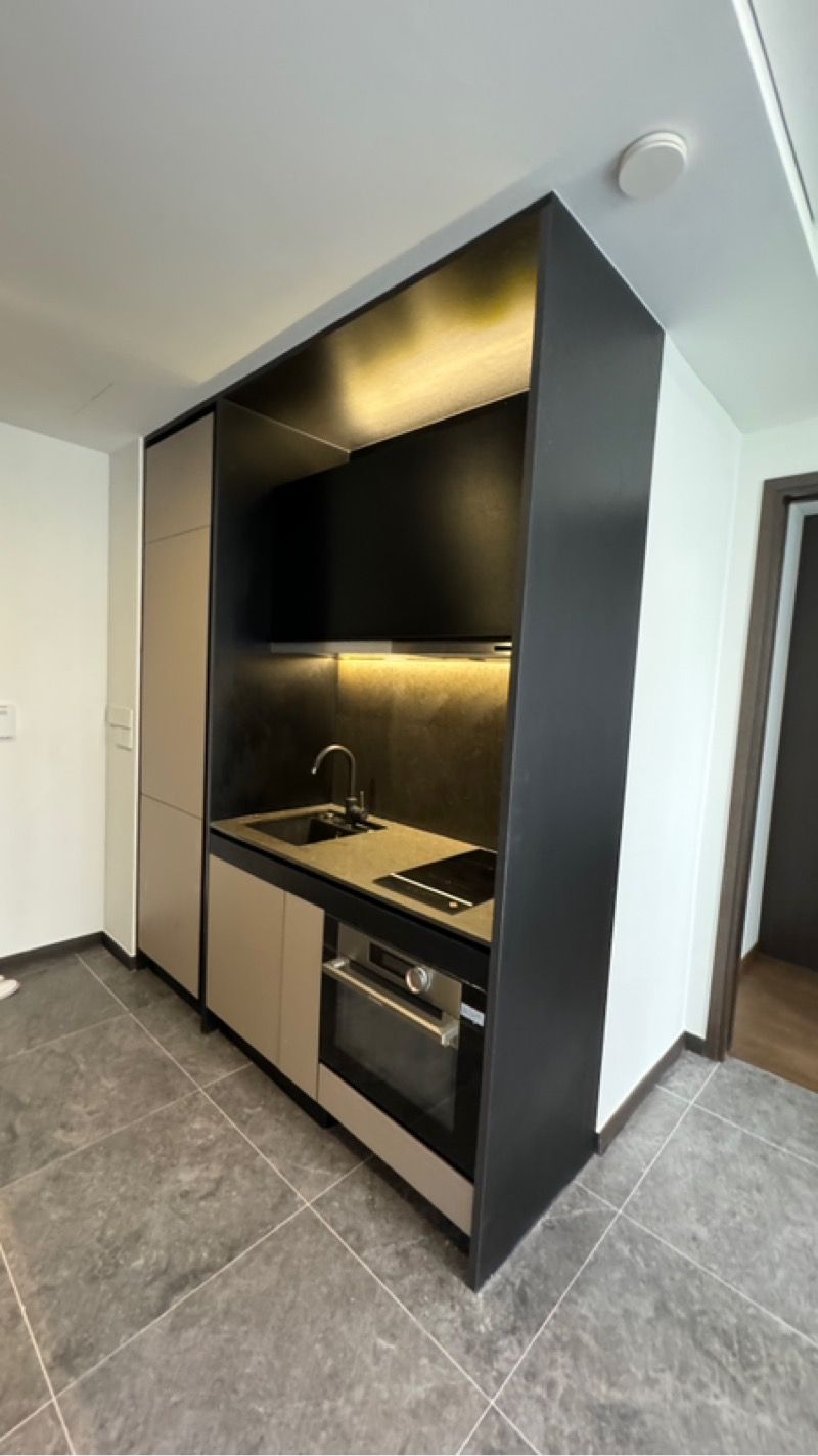 RV Altitude Condominium For Sale, $1,388,000, 2 Bed 1 Bath 441 sqft $3,147.00 psf