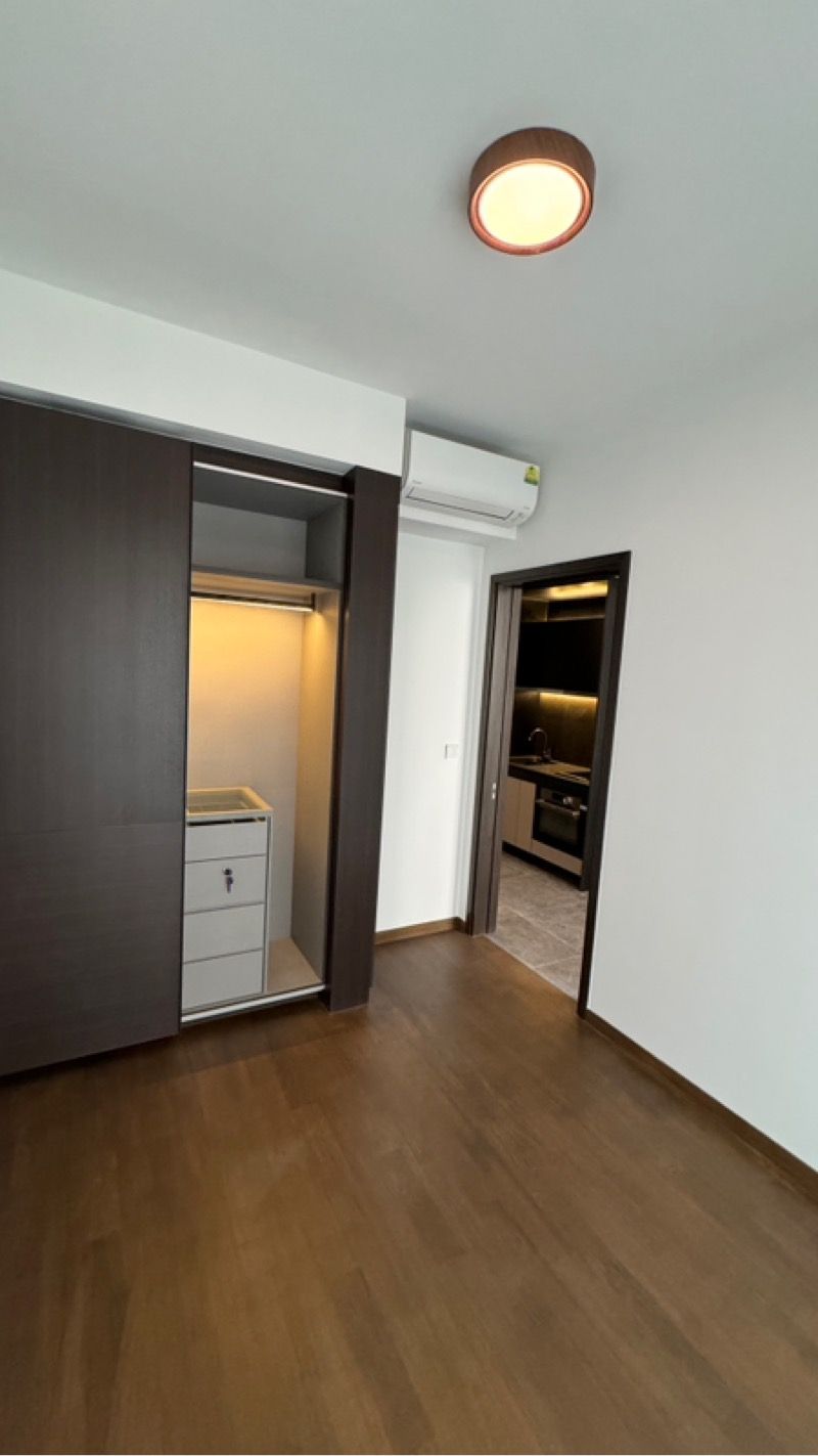 RV Altitude Condominium For Sale, $1,388,000, 2 Bed 1 Bath 441 sqft $3,147.00 psf