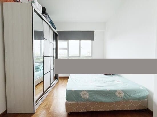 42A Margaret Drive HDB Apartment For Sale, $818,000, 2 Bed 2 Bath 678 sqft $1,206.00 psf