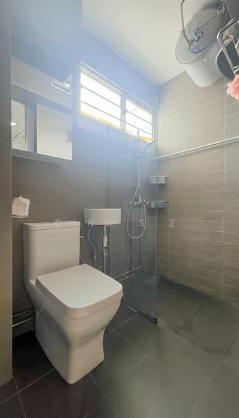 242 Serangoon Avenue 3