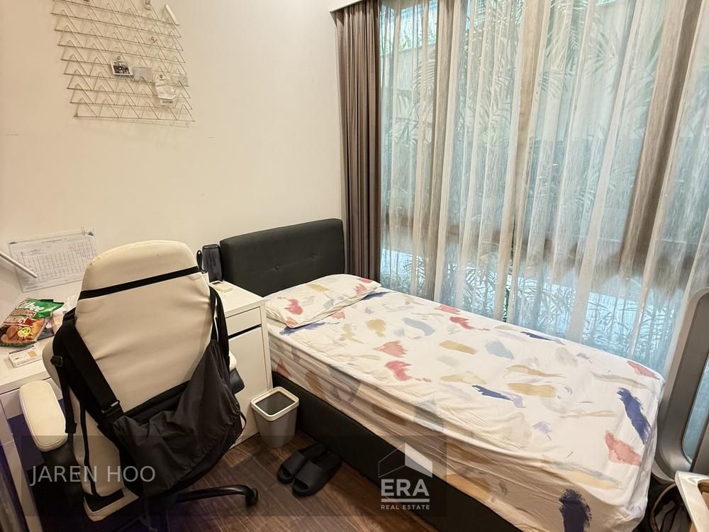 New Listing! Flexible Timeline. Mins Walk to Tanah Merah Mrt.