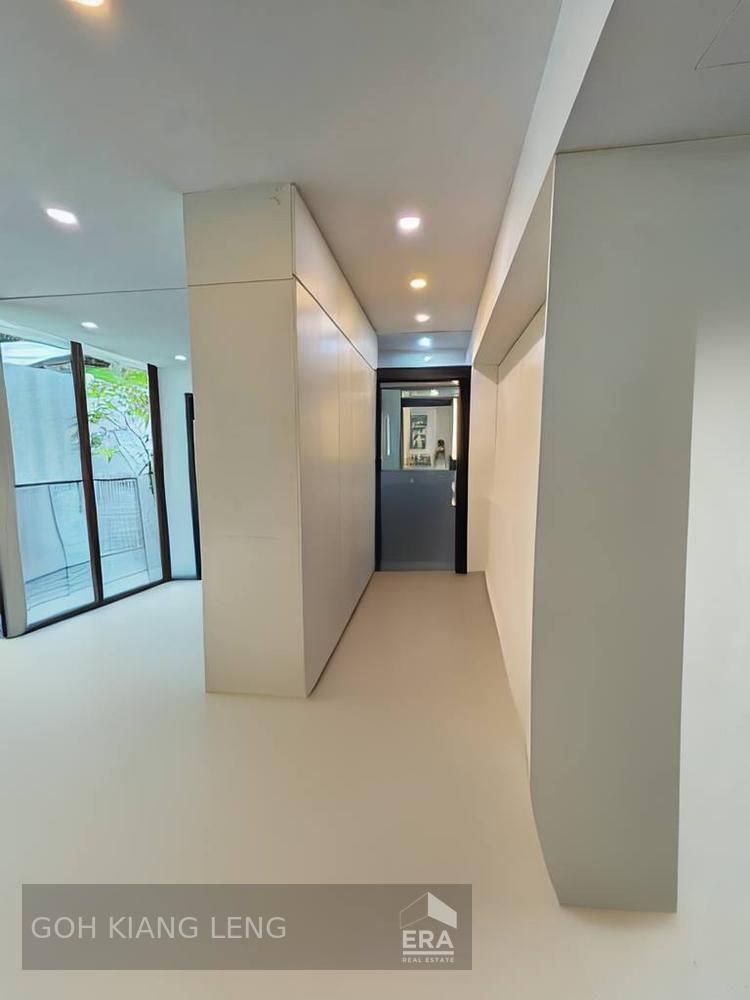 Urban Chic 1-bedroom at Nomu, Steps From the Heart of the City Condominium | D09 Cairnhill | Prop-GPT the AI-Powered Property Guru