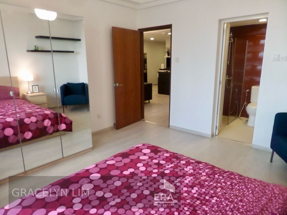 Stunning 3-bedroom Residence With Sea View at International Plaza