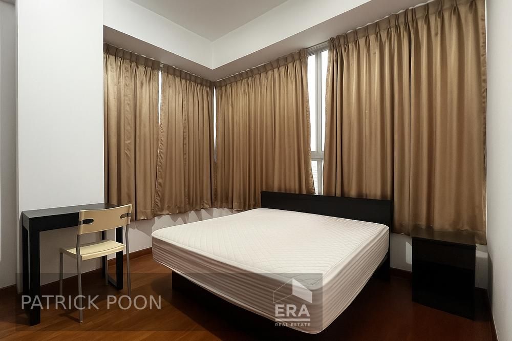 Freehold High Floor 4 Bedroom Pool View