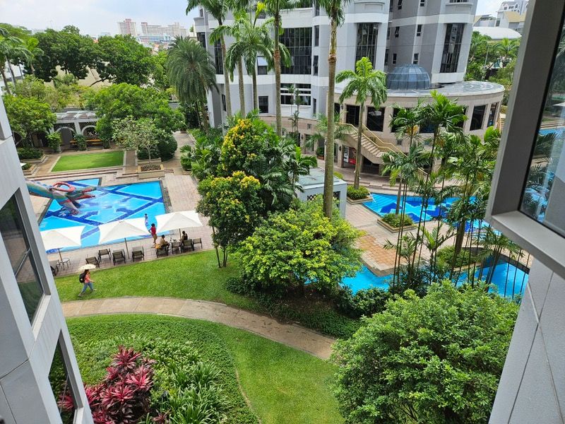 The Bayshore Condominium For Sale, $1,650,000, 3 Bed 3 Bath 1,184 sqft $1,394.00 psf