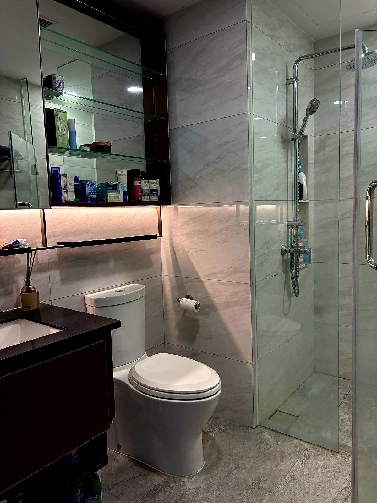 Normanton Park Condominium For Sale, $1,338,000, 2 Bed 1 Bath 657 sqft $2,037.00 psf