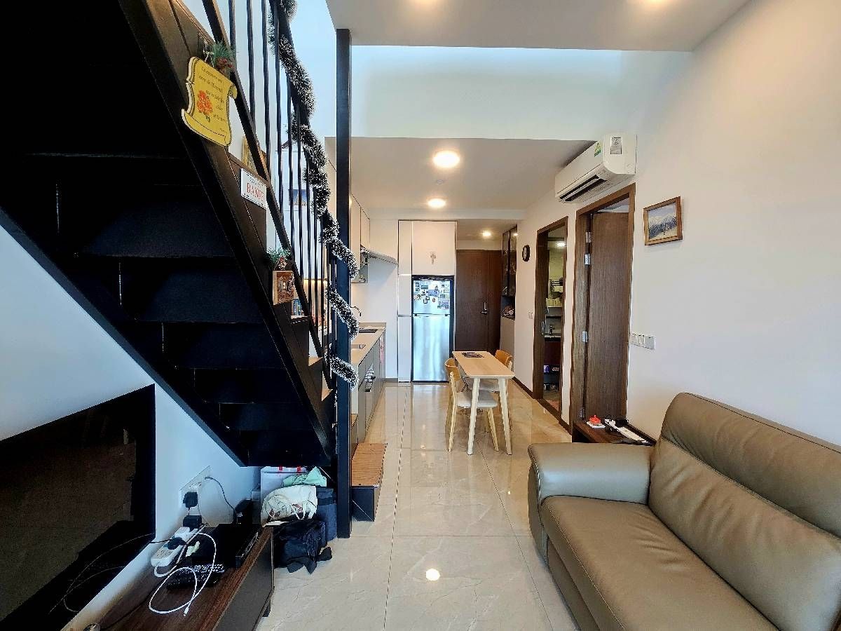 Normanton Park Condominium For Sale, $1,338,000, 2 Bed 1 Bath 657 sqft $2,037.00 psf