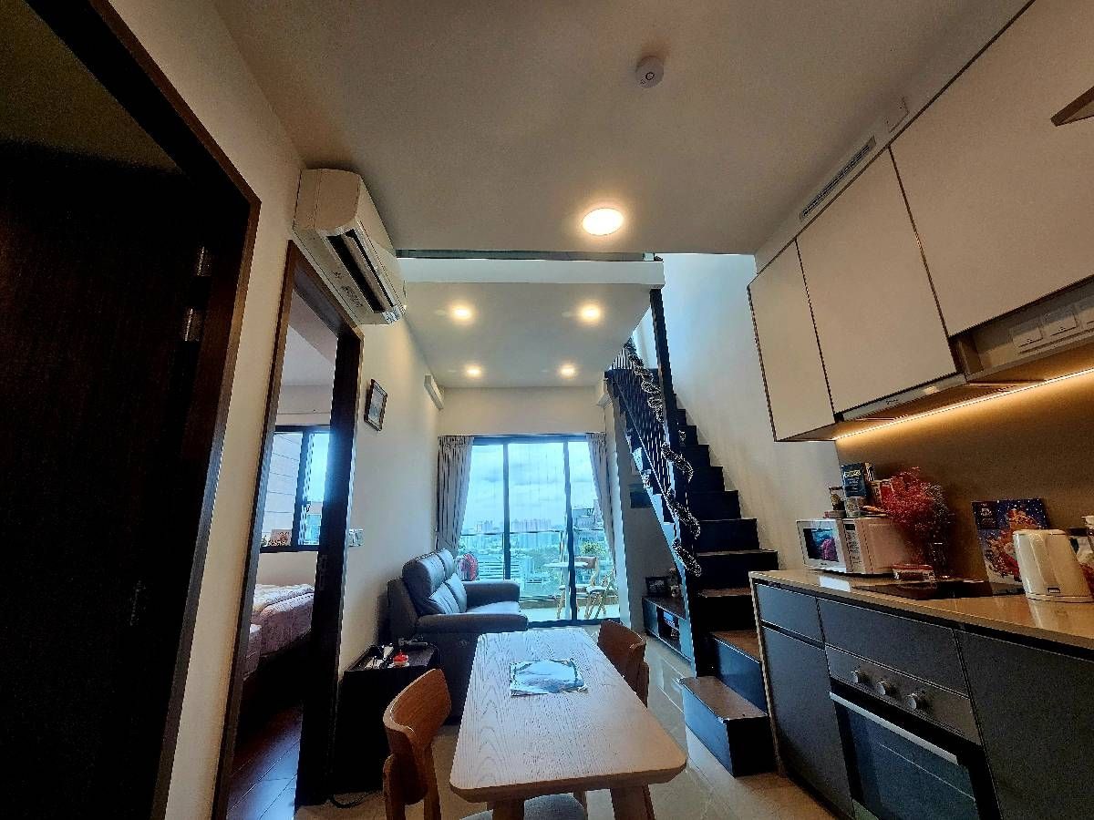 Normanton Park Condominium For Sale, $1,338,000, 2 Bed 1 Bath 657 sqft $2,037.00 psf