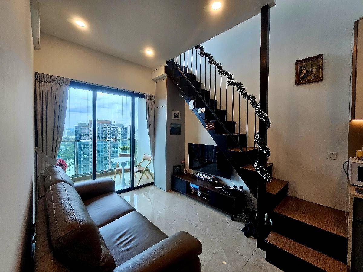 Normanton Park Condominium For Sale, $1,338,000, 2 Bed 1 Bath 657 sqft $2,037.00 psf