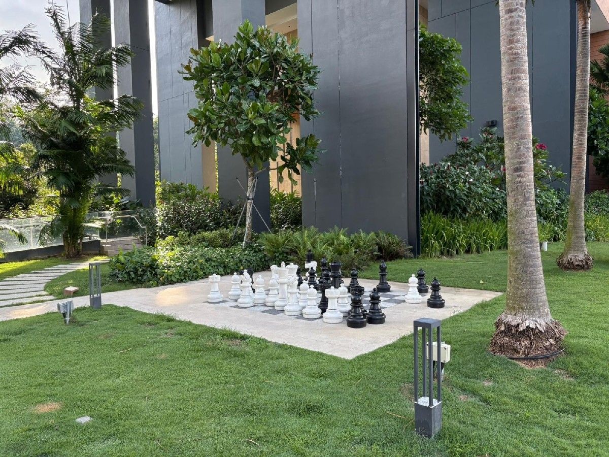 Normanton Park Condominium For Sale, $1,338,000, 2 Bed 1 Bath 657 sqft $2,037.00 psf