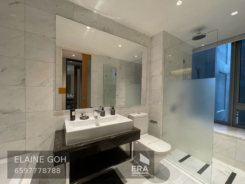 3 Room Ensuite Pte Lift Balconies With Spectacular Sea View N Greenery