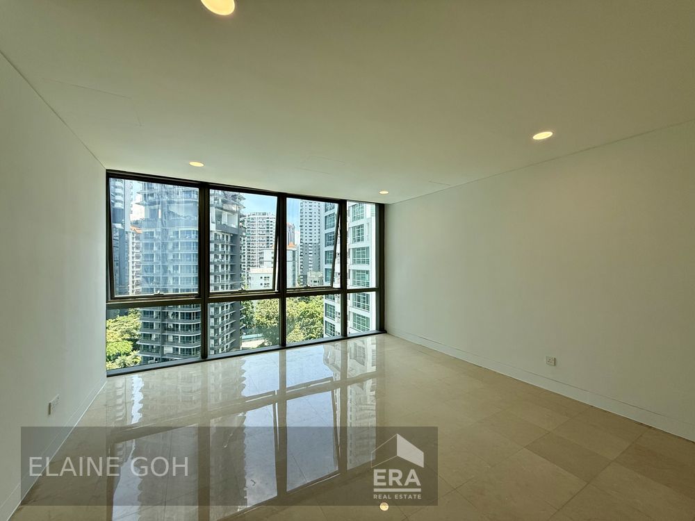 Freehold 3 Room Penthouse Triplex Balcony & Roof 1 Km River Valley Pri