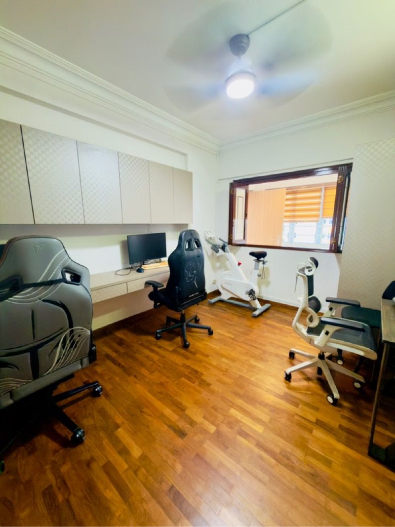 22 Queen's Close HDB Apartment For Sale, $1,288,888, 4 Bed 2 Bath 1,377 sqft $936.00 psf