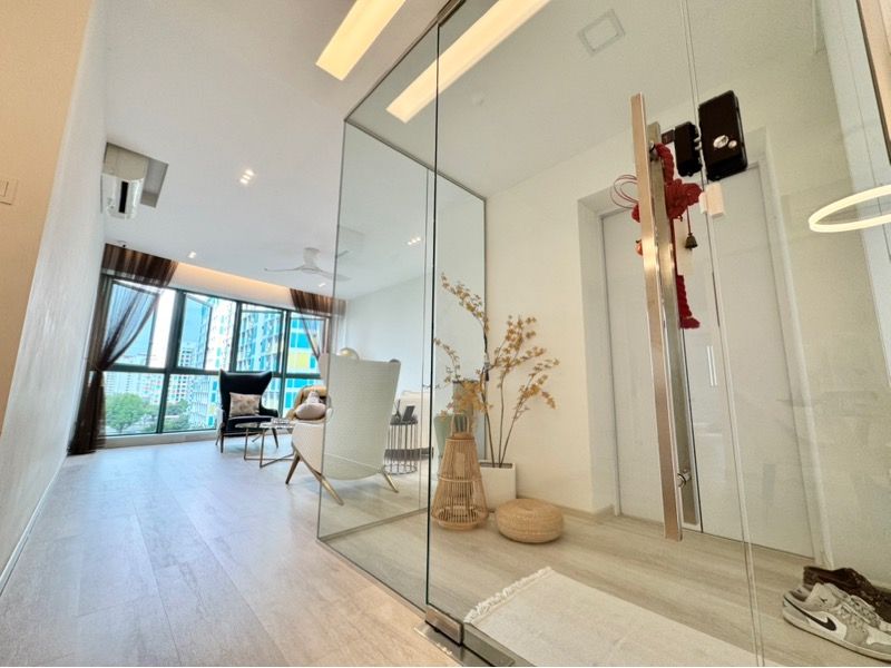 Palm Gardens Condominium For Sale, $1,300,000, 3 Bed 3 Bath 1,206 sqft $1,078.00 psf