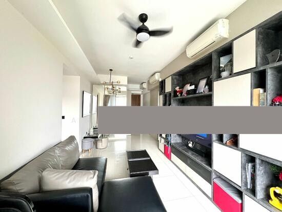 Kandis Residence Condominium For Sale, $1,050,000, 2 Bed 2 Bath 808 sqft $1,300.00 psf