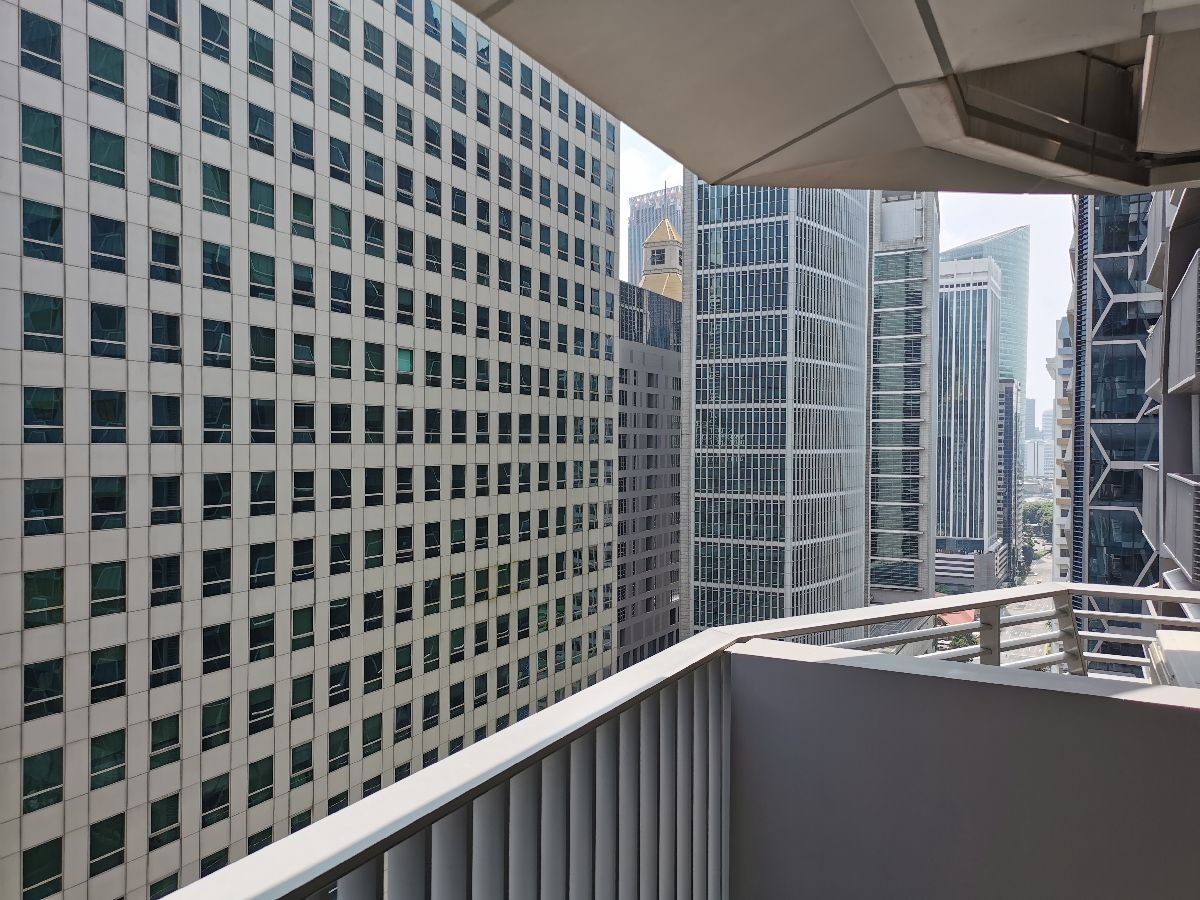 V on Shenton Apartment For Sale, $1,380,000, 2 Bed 1 Bath 689 sqft $2,003.00 psf