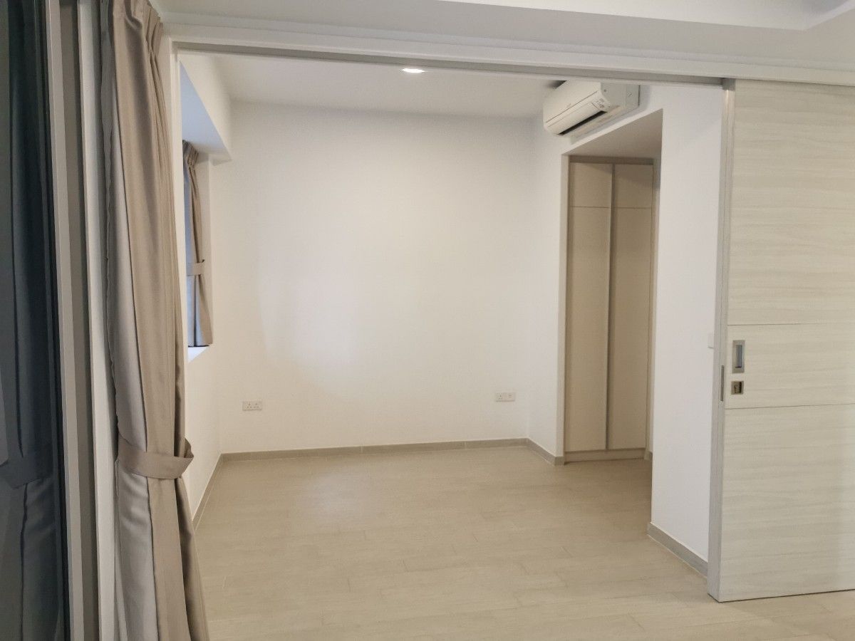 V on Shenton Apartment For Sale, $1,380,000, 2 Bed 1 Bath 689 sqft $2,003.00 psf