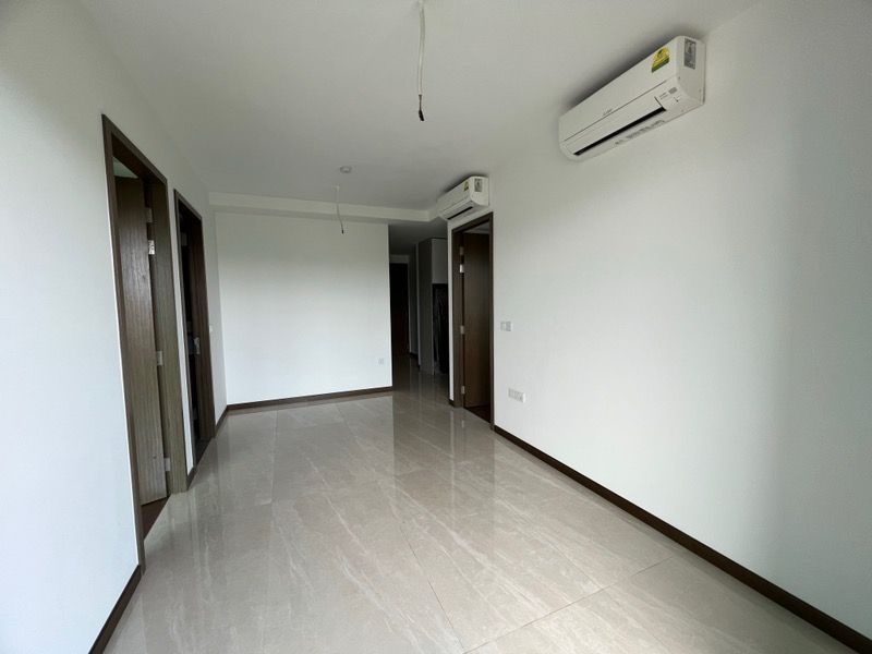 Normanton Park Condominium For Sale, $1,368,000, 2 Bed 1 Bath 667 sqft $2,051.00 psf