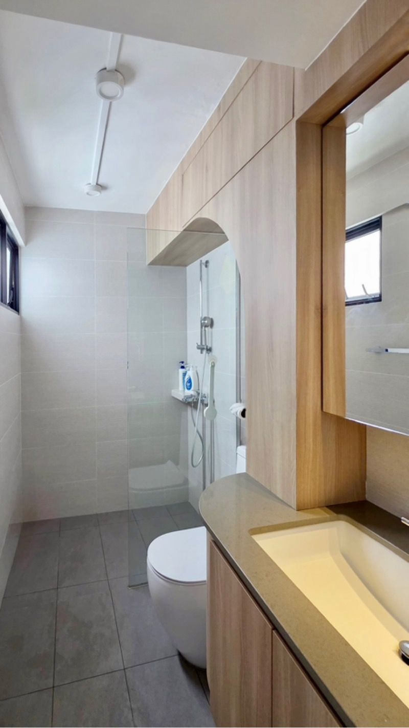 246 Serangoon Avenue 3 HDB Apartment For Sale, $748,000, 3 Bed 2 Bath 904 sqft $827.00 psf