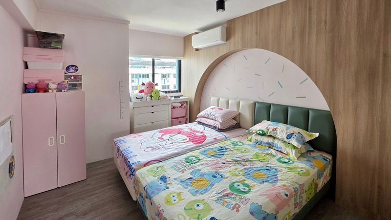 246 Serangoon Avenue 3 HDB Apartment For Sale, $748,000, 3 Bed 2 Bath 904 sqft $827.00 psf