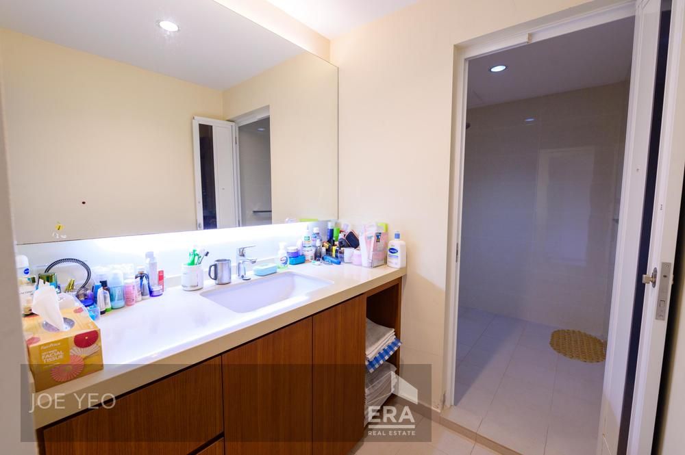 Super Value Buy! Almost Freehold at Leasehold Price! 1km Henry Park!