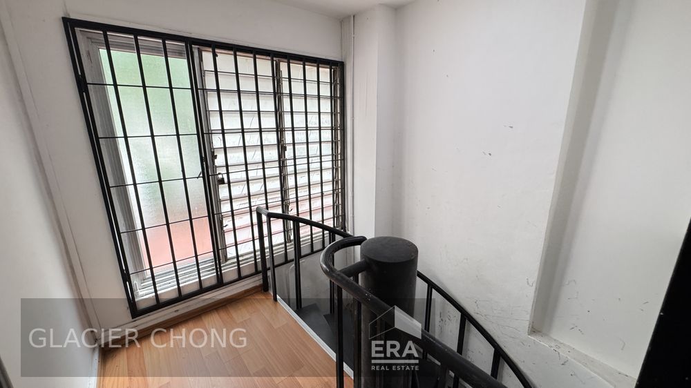 Unique Terrace House for Sale Right Beside Somerset Mrt