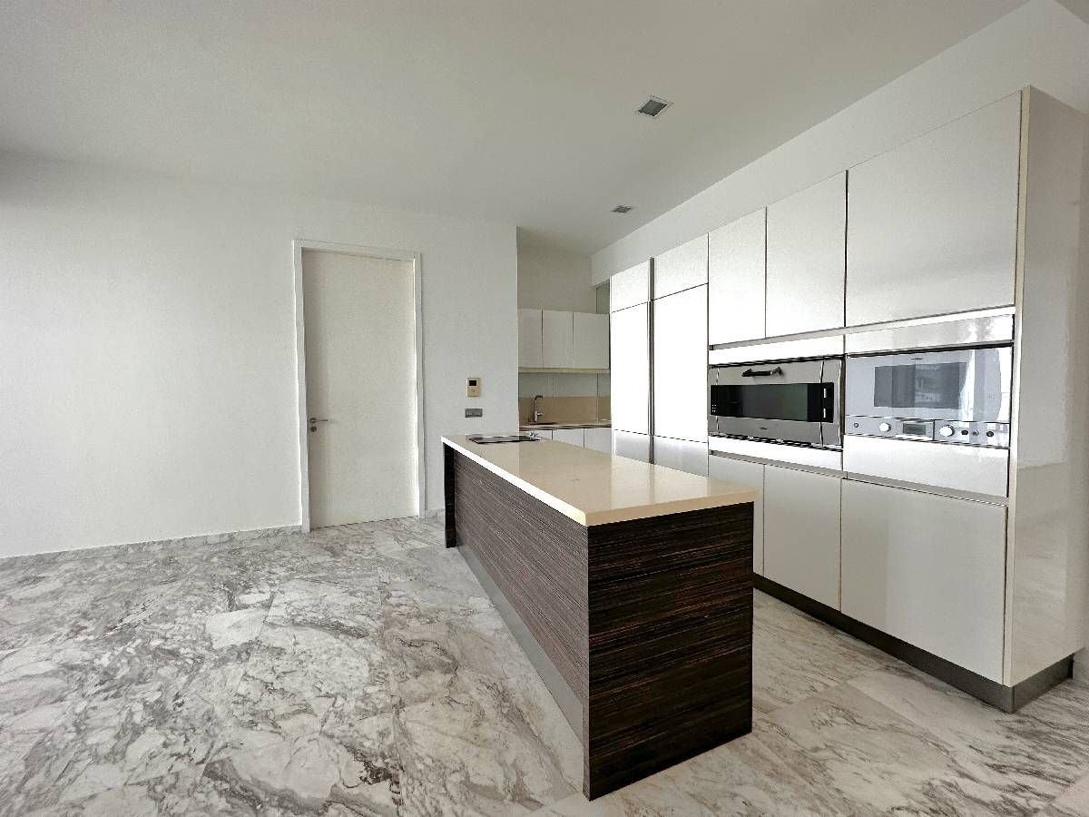 Marina Collection Condominium For Sale, $3,570,000, 4 Bed 4 Bath 2,185 sqft $1,634.00 psf