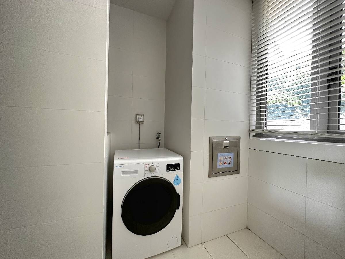 Marina Collection Condominium For Sale, $3,240,000, 3 Bed 3 Bath 2,099 sqft $1,544.00 psf