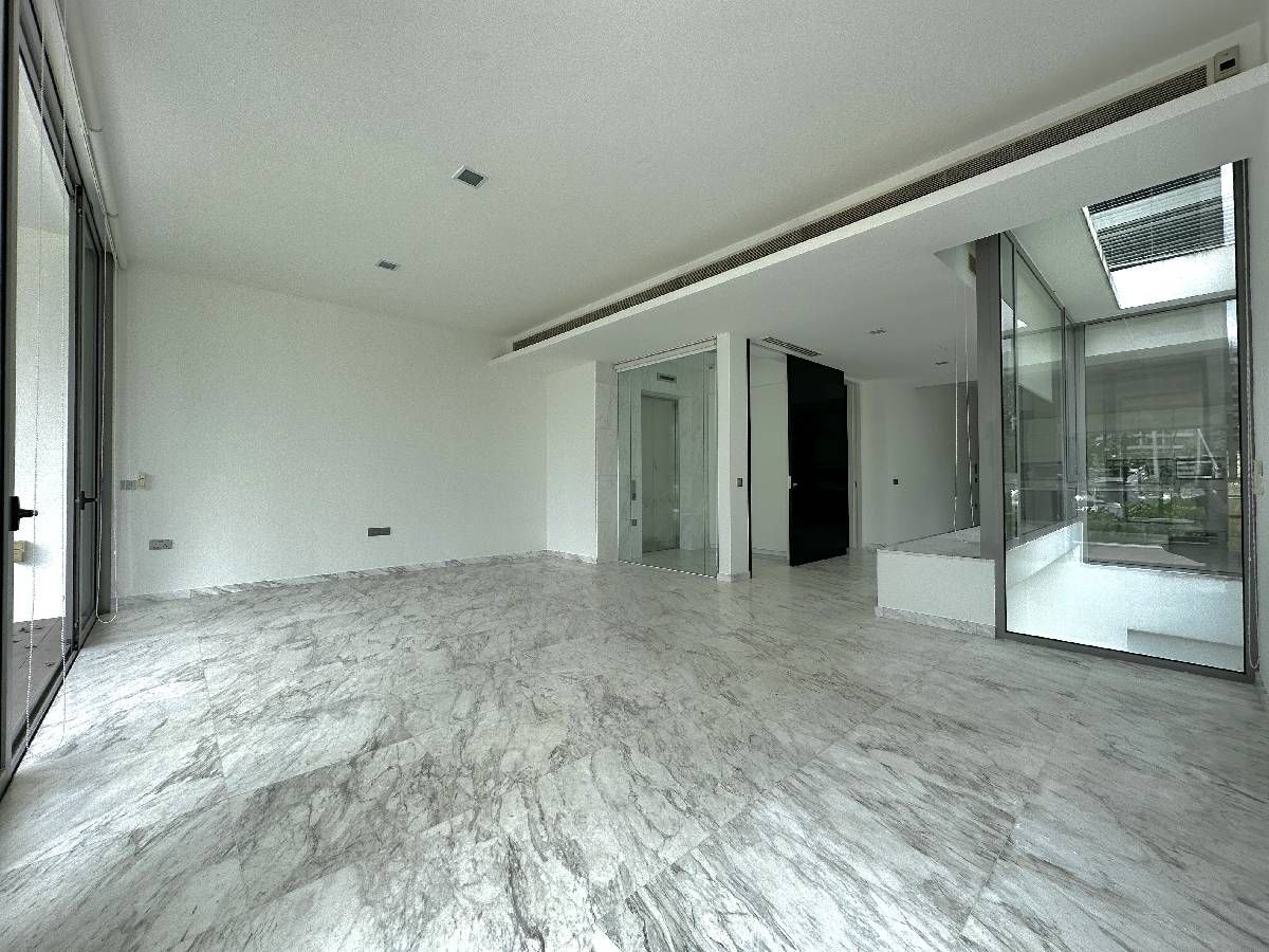 Marina Collection Condominium For Sale, $3,240,000, 3 Bed 3 Bath 2,099 sqft $1,544.00 psf