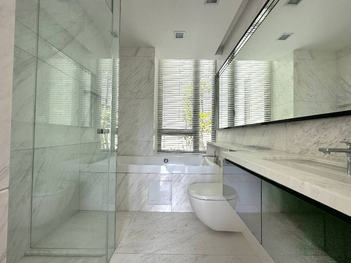 Marina Collection Condominium For Sale, $3,240,000, 3 Bed 3 Bath 2,099 sqft $1,544.00 psf