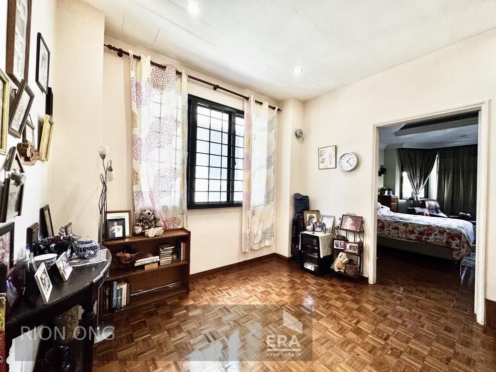 Well Kept Fh Corner Terrace for Sale Corner Terrace | D16 Bedok | Prop-GPT the AI-Powered Property Guru