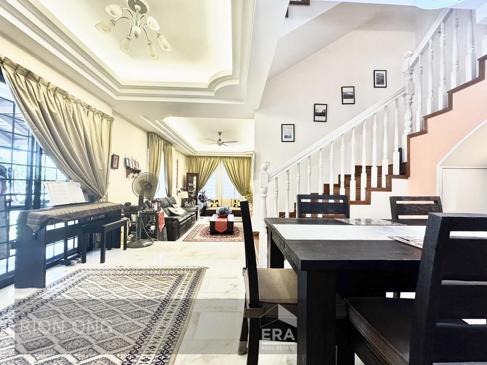 Well Kept Fh Corner Terrace for Sale