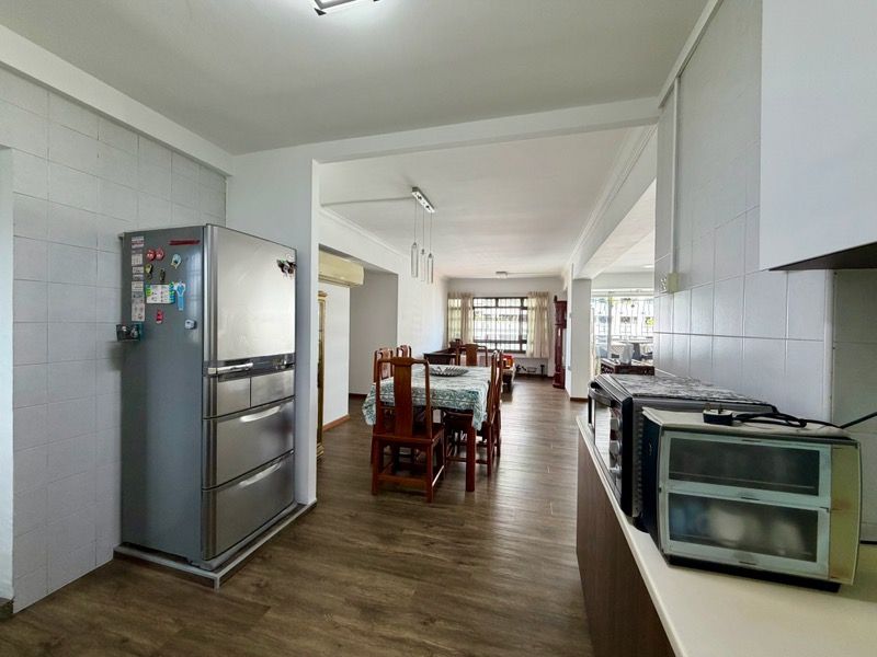 529 Jelapang Road HDB Apartment For Sale, $976,000, 3 Bed 2 Bath 1,560 sqft $626.00 psf