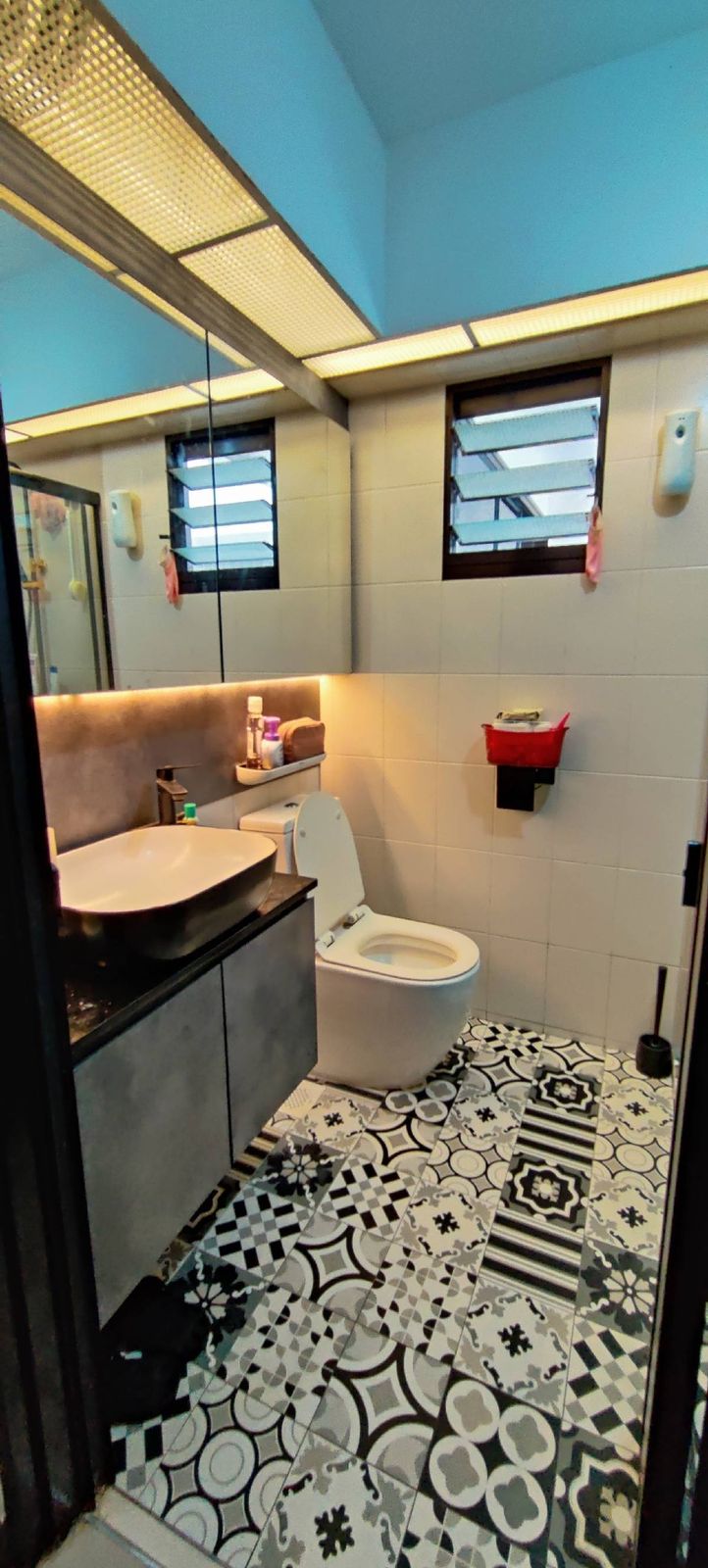 869B Tampines Avenue 8 HDB Apartment For Sale, $780,000, 3 Bed 2 Bath 990 sqft $788.00 psf