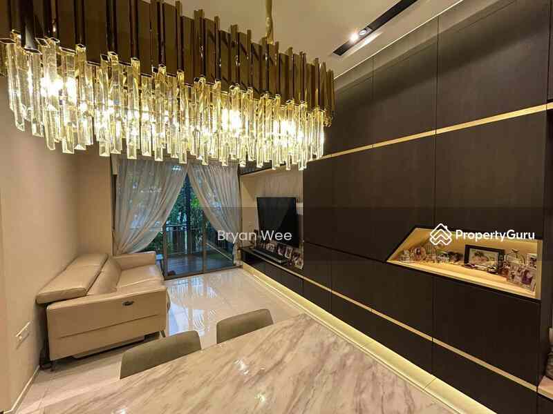 Prop-GPT: Condominium: D19  Forest Woods