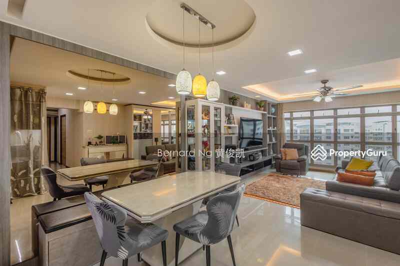 Prop-GPT: HDB Flat: D19 Punggol 161B Punggol Central